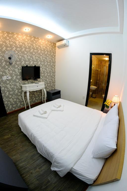 Danang Center Hotel Екстериор снимка