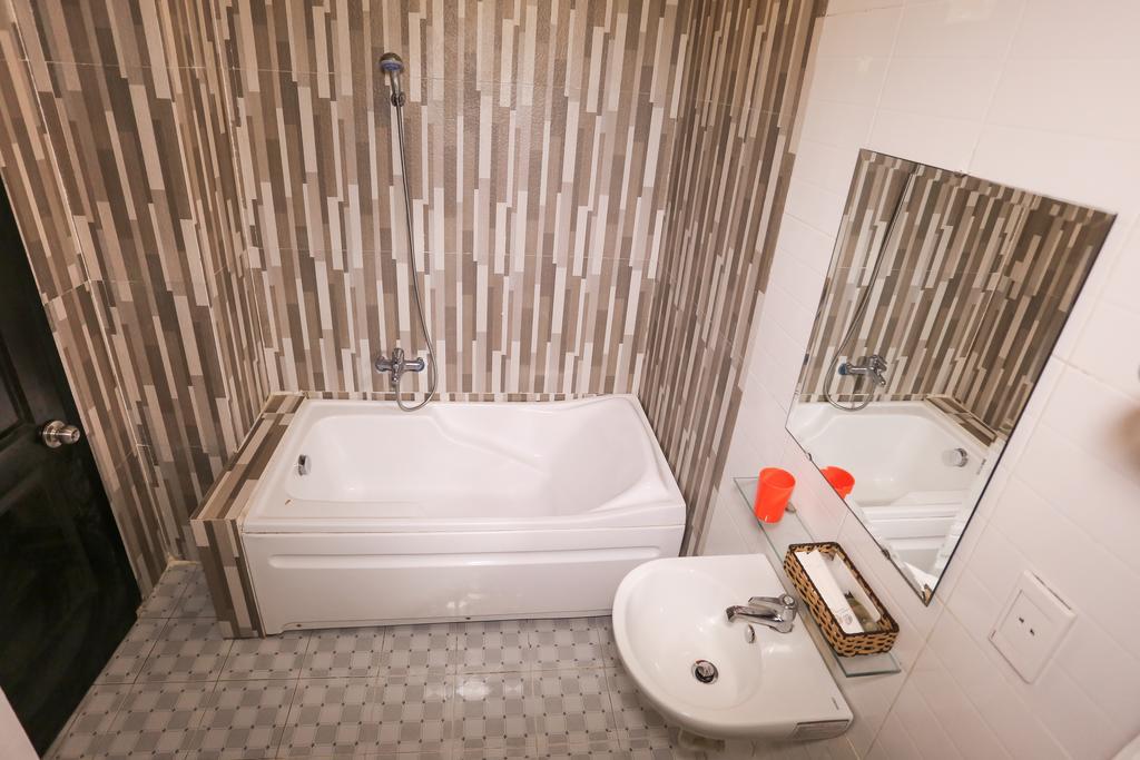 Danang Center Hotel Екстериор снимка