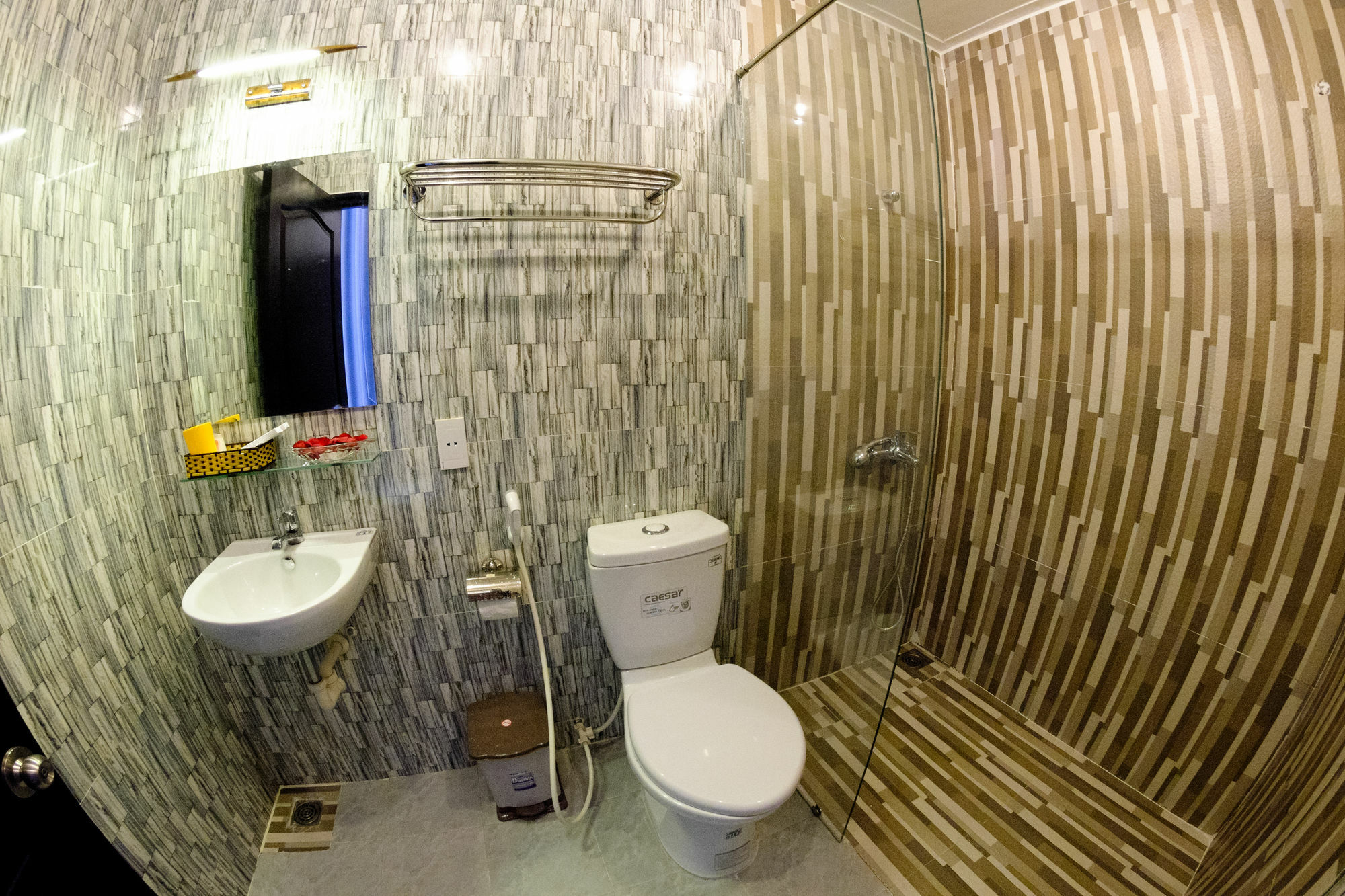 Danang Center Hotel Екстериор снимка