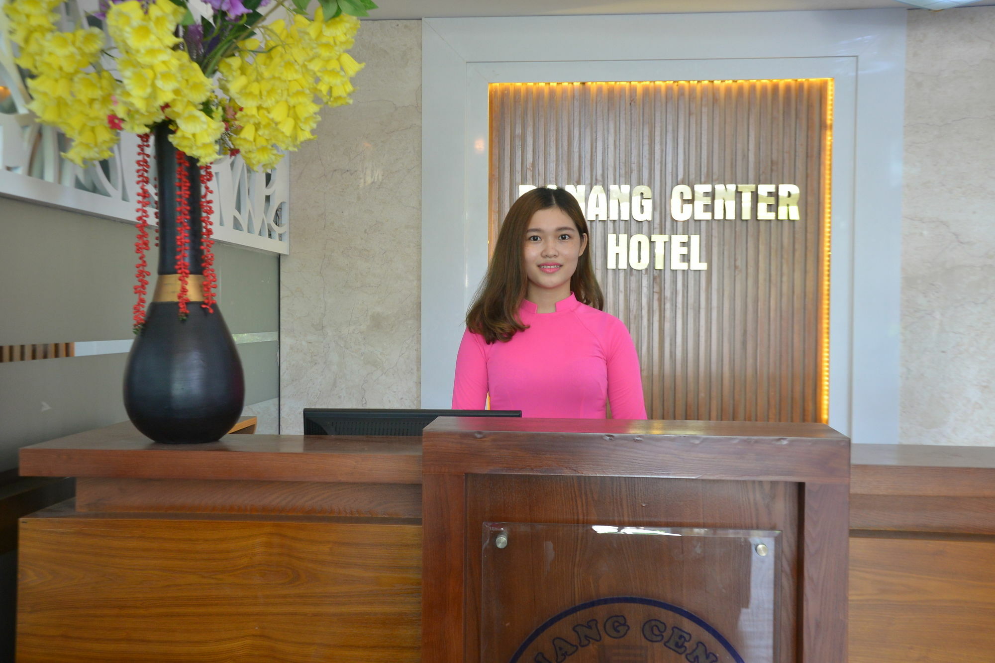 Danang Center Hotel Екстериор снимка